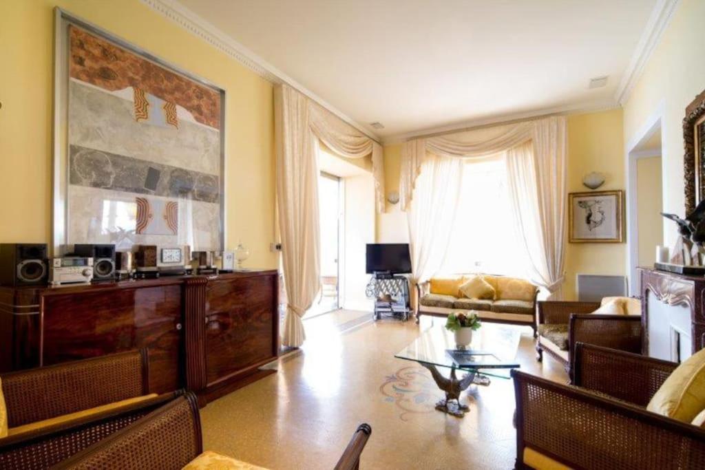 Apartamento La NONETE Villefranche-sur-Mer Exterior foto